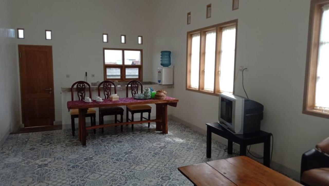 Lembur Incu Syariah Villa & Resto Lembang Eksteriør bilde