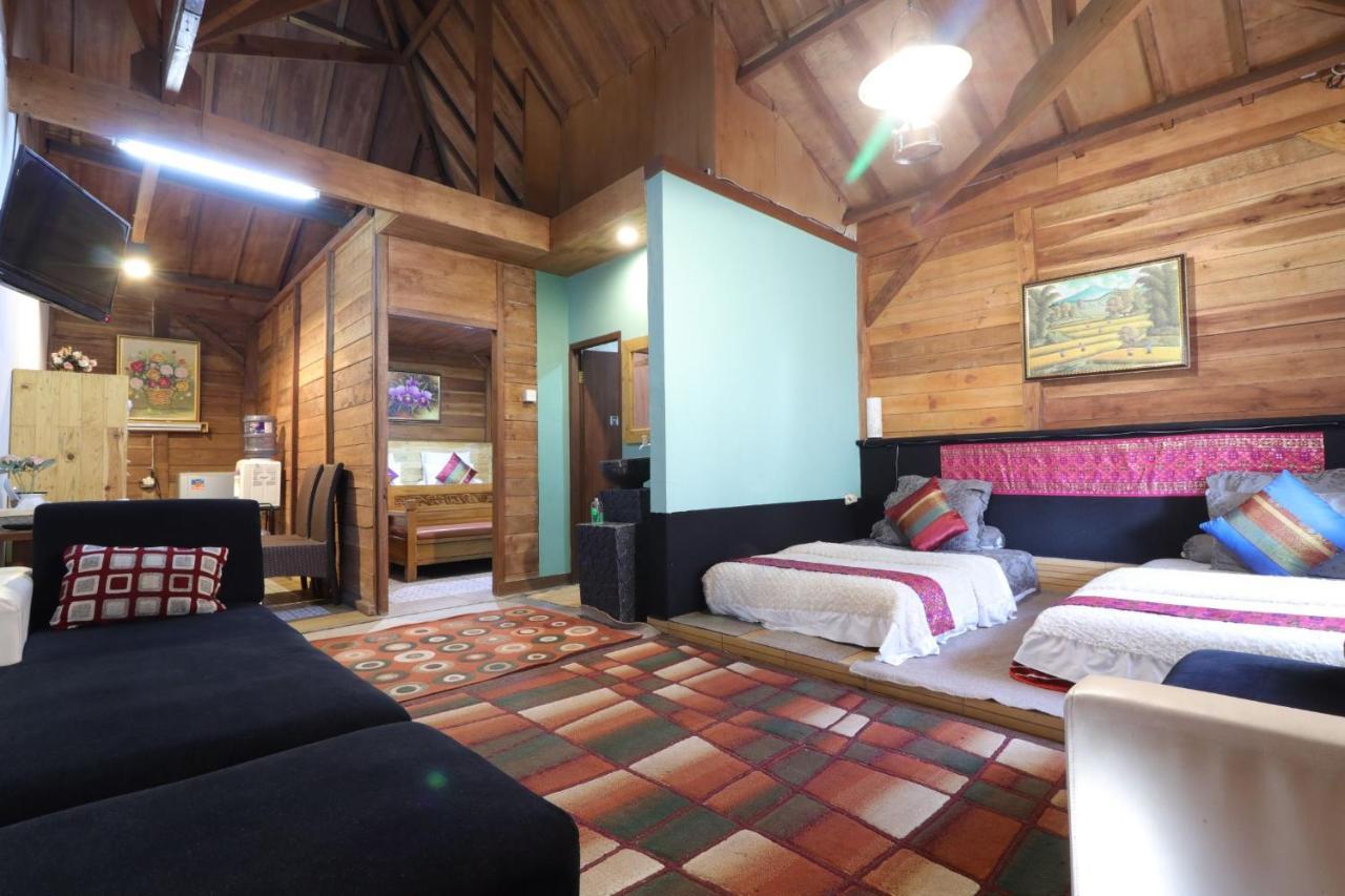 Lembur Incu Syariah Villa & Resto Lembang Eksteriør bilde